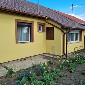 Csigaház Vendégház Mór