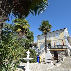 Apartmanok A Tenger Mellett Malinska, Krk - 19314 Malinska