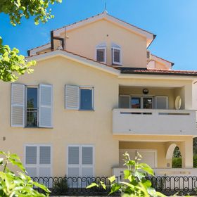 Apartmanok Parkolóhellyel Malinska, Krk - 19371 Malinska