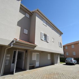 Apartmanok Parkolóhellyel Vantacici, Krk - 19386 Vantačići