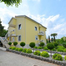 Apartmanok Parkolóhellyel Malinska, Krk - 19389 Malinska