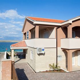 Apartmanok A Tenger Mellett Vir - 19419