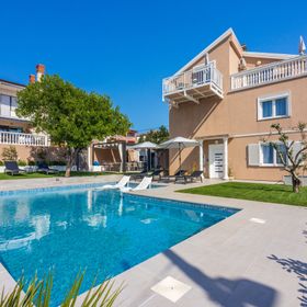 Apartments Panor Novi Vinodolski