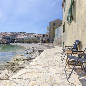 Apartment Paradise Postira