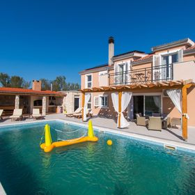 Villa Beautiful countryside Ružić