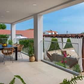 Villa Peregrine Pakostane