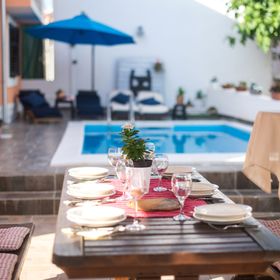 Apartments and Room Agiss with pool Vodice