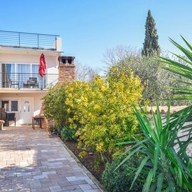 Apartment Sterna Turanj