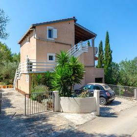 Apartments Namoru Gradina Vela Luka