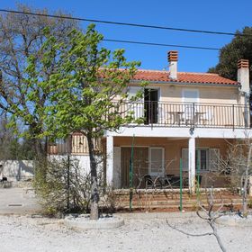 Apartment Mirjana Pula