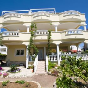 Apartments Dandelion Biograd