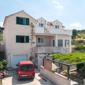 Apartman Supetar - CDB734