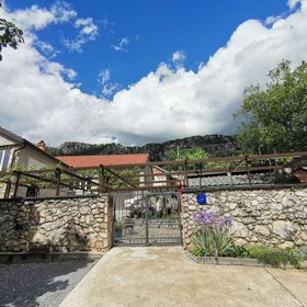 Apartment Maja Bribir