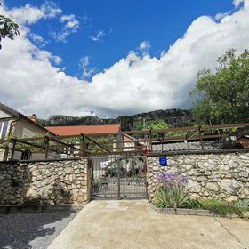 Apartment Maja Bribir