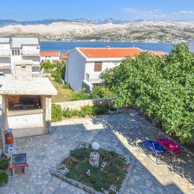 Apartments Clair Pag