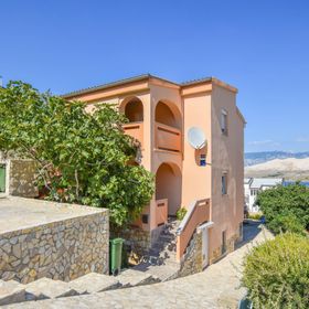 Apartments Clair Pag