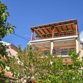 Apartments Rouge Sv. Filip i Jakov