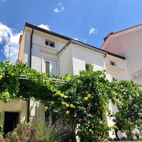 Apartments Tanya Crikvenica