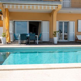 House GOLD POINT Icici