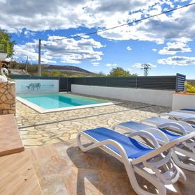 House Rovana Rovanjska