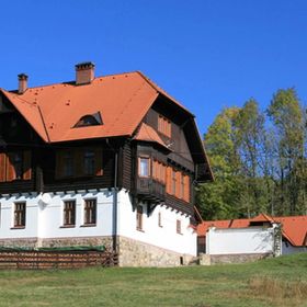 Myslivna Uhlíkov Želnava