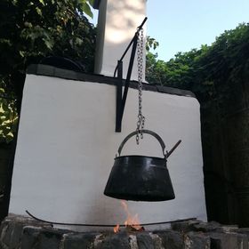 Nádfedeles Házikó a Dunakanyarban Szigetmonostor