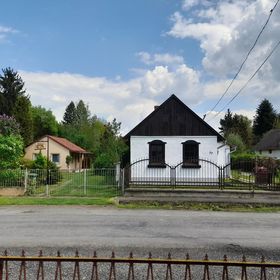 Őrségi Kastélydombi Kistücsök Vendégházak Hegyhátszentmárton