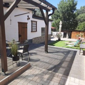 Maja Vendégház Dunaalmás