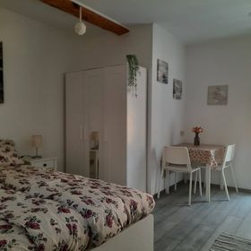 Maja Vendégház Dunaalmás