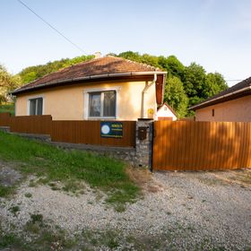 Sirius Vendégház Répáshuta