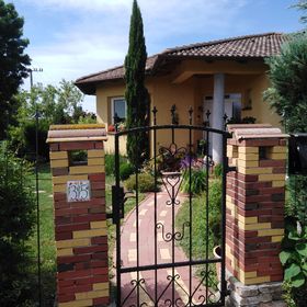 Adéliget Vendégház Balatonszabadi