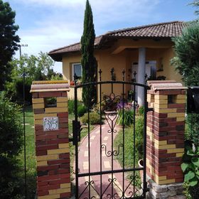 Adéliget Vendégház Balatonszabadi