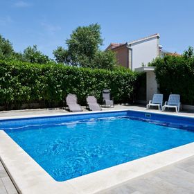 Apartment Adria Okrug Gornji