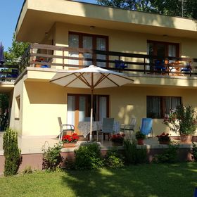 Kis Öböl Apartman Balatonszemes