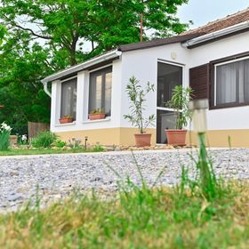 Magdi Vendégház Abádszalók