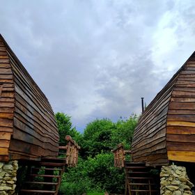 Căsuțele de sub Șipote Porumbacu de Sus