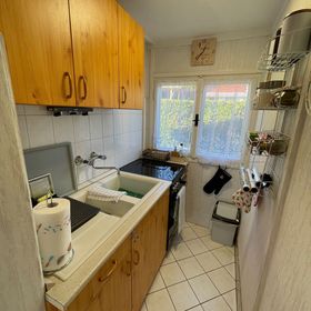 Zelenay Favilla Balatonkenese