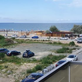 Studio Elena Năvodari