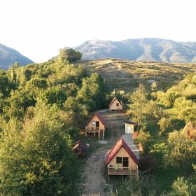 Cabanele lu’ Dinu Corbeni