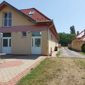 Kati Szálló Domaszék