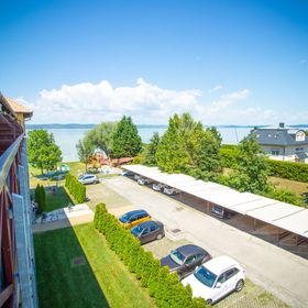 945 - Panorámás Szállás Hullám Üdülőpark Balatonőszöd