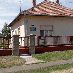 Tisza Táj Vendégház Tiszanána