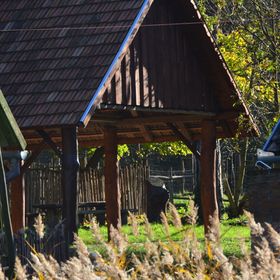 Szentkúti Kunyhó-Ökoház Mucsi