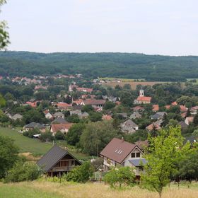 Róza Vendégházak Tényő