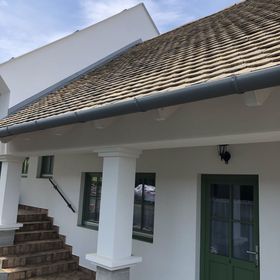 Borostyán Porta Lesencetomaj