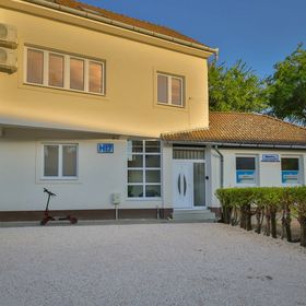 H17 Vendégház Debrecen