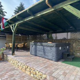 Várpanoráma Alginit Vendégporta és Élményház Nagyvázsony 