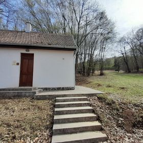 Zebegényi Erdei Sátortábor és Szálláshely Zebegény