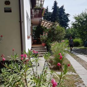 Anna Apartmanház Balatonboglár