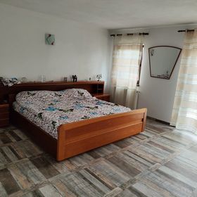 Casa Irina Romanii de Jos